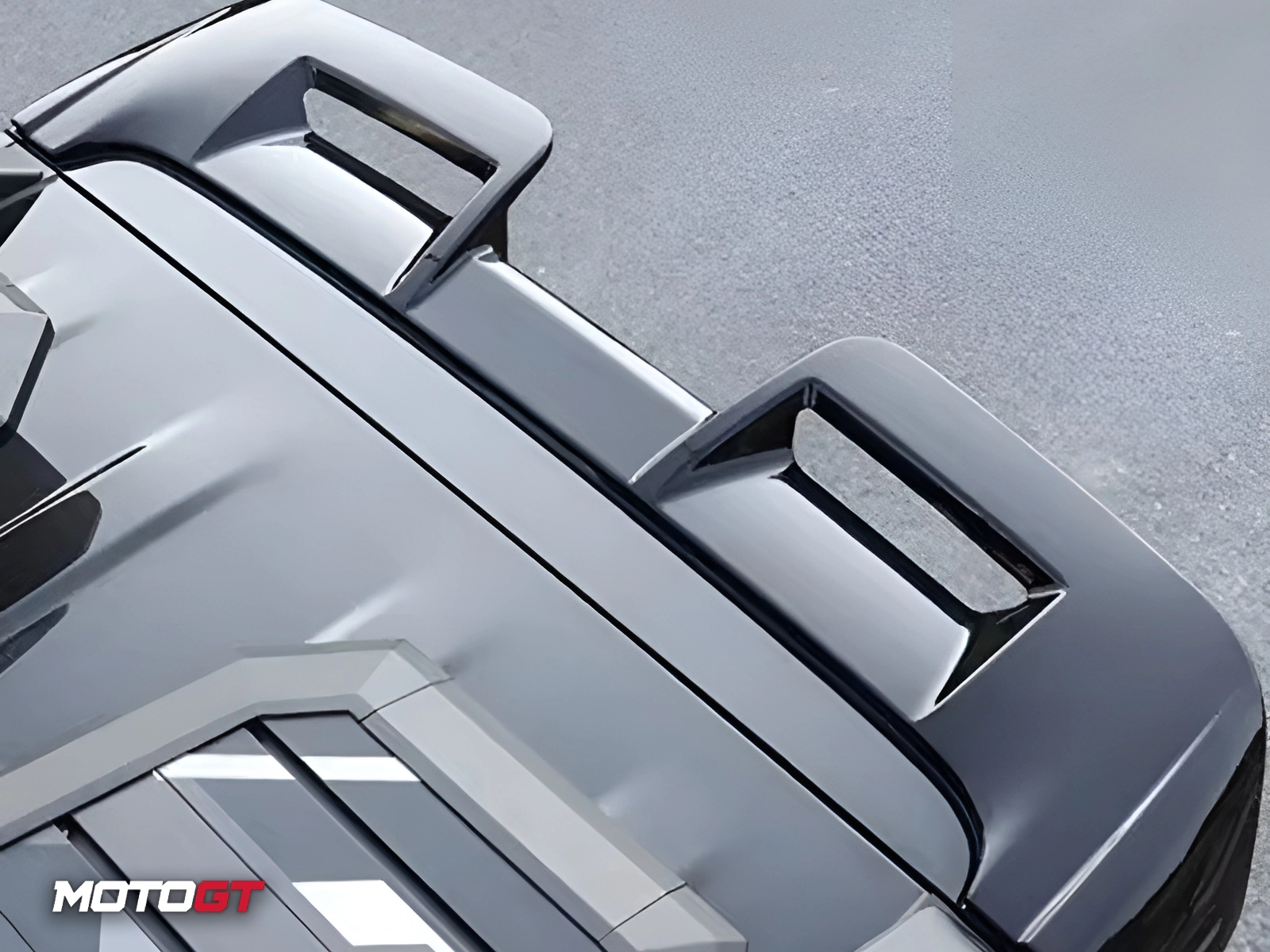 جناح السقف الخلفي لسيارة بايك بي جي 30 — 4